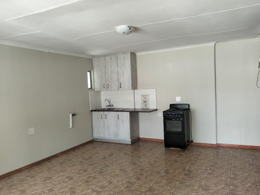To Let 2 Bedroom Property for Rent in Northcrest Eastern Cape